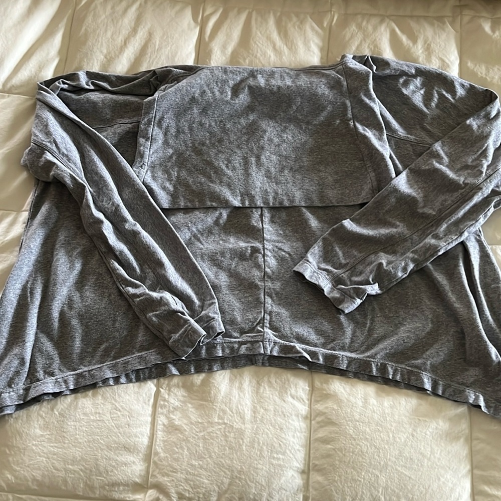 Cute mock neck cropped yoga top, small